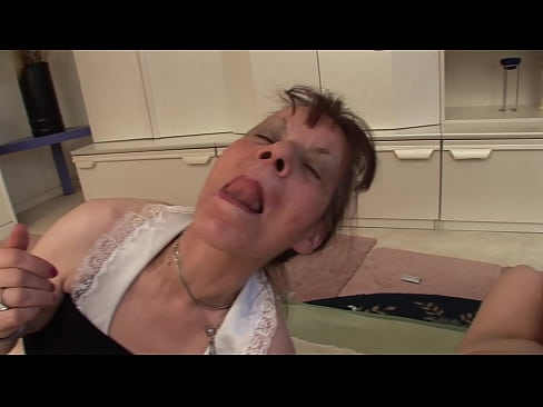 ❤️ Dalawang lola at isang lolo ang may threesome ️❌ Anal porn sa amin ❌️❤