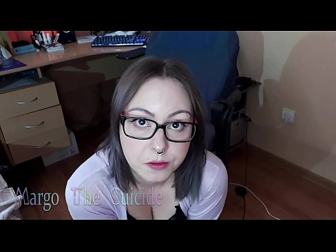 ❤️ Ang Sexy na Babae na may Salamin ay Sumipsip ng Dildo sa Camera ️❌ Anal porn sa amin ❌️❤